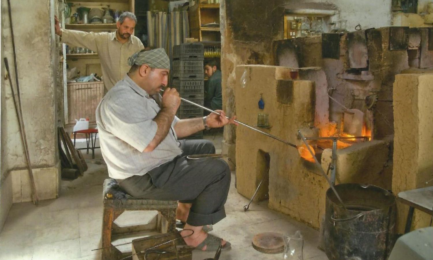 فرن الشواء الخاص بحرفة نفخ الزجاج (مشغل محمد الحلاق)