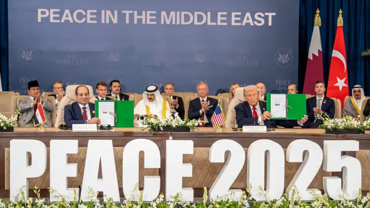 الدول الضامنة توقع على وثيقة اتفاق غزة (Michael Kappeler/dpa/picture alliance)