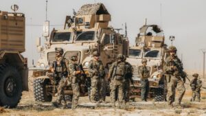 جنود أمريكان ضمن عملية العزم الصلب لمحاربة تنظيم الدولة في سوريا والعراق 30 من أيلول 2025 (العزم الصلب/فيسبوك)