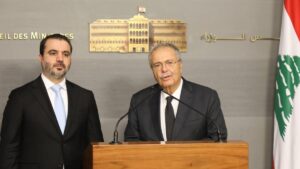 اجتماع بين وزير الخارجية والمغتربين أسعد الشيباني و رئيس مجلس وزراء لبنان نواف سلام وعدد من المسؤولين - 10 تشرين الأول 2025 (رئاسة مجلس الوزراء اللبنانية / أكس)