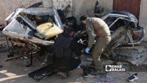مقتل شخصين بانفجار سيارة في ريف حلب - 22 تشرين الأول 2025 (عنب بلدي/ محمد مصطو)