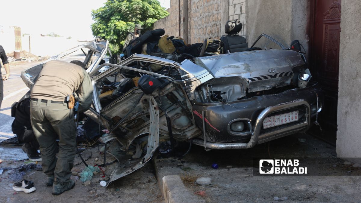 مقتل شخصين بانفجار سيارة في ريف حلب - 22 تشرين الأول 2025 (عنب بلدي/ محمد مصطو)