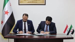توقيع مذكرة تفاهم بين وزارة الاقتصاد السورية ومجموعة فيرتكس العراقية للاستثمارات ولتأهيل وتطوير معمل إسمنت حماة 3 وإنشاء خط إنتاج جديد - تشرين الأول 2025 (وزارة الاقتصاد والصناعة/ فيسبوك)