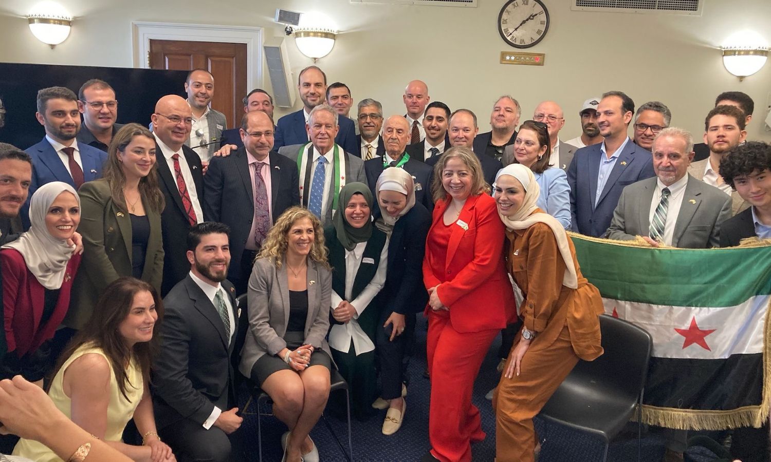 فعالية نظمها المجلس السوري-الأمريكي بالكونجرس الأمريكي بحضور عدد من أعضائه من أجل رفع العقوبات عن سوريا - 4 أيلول 2025 (محمد علاء غانم/إكس)