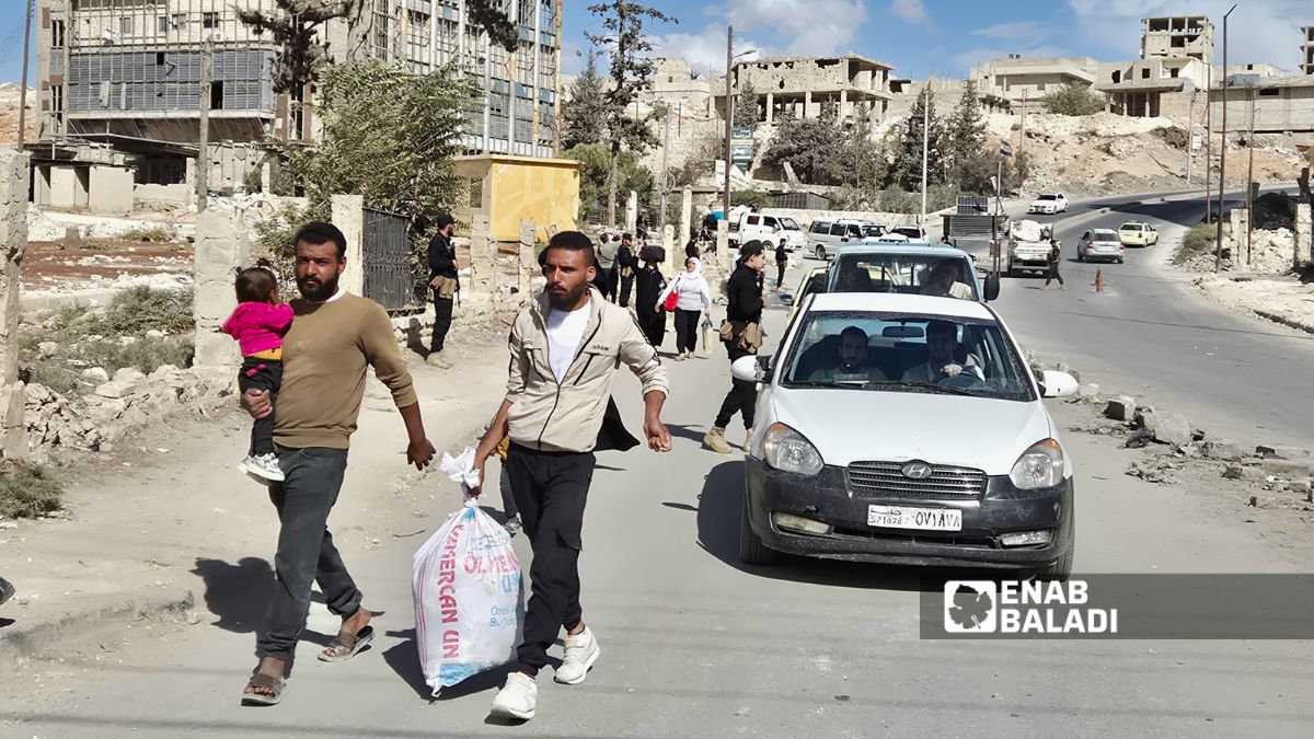 فتح مداخل حي الأشرفية أمام المشاة في حلب - 9 تشرين الأول 2025 (عنب بلدي/محمد مصطو)