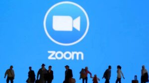 صورة تعبيرية عن منصة ZOOM (رويترز)
