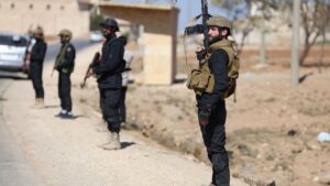 عناصر أمنية خلال حملة للقبض على تجار ومروجي مخدرات في ريف حلب الجنوبي - 27 تشرين الأول 2025 (وزارة الداخلية) عناصر أمنية خلال حملة للقبض على تجار ومروجي مخدرات في ريف حلب الجنوبي - 27 تشرين الأول 2025 (وزارة الداخلية)