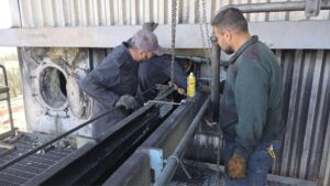 من أعمال الصيانة الدورية لمحطة الزارة في حماة -22 تشرين الأول 2025 (وزارة الطاقة السورية)