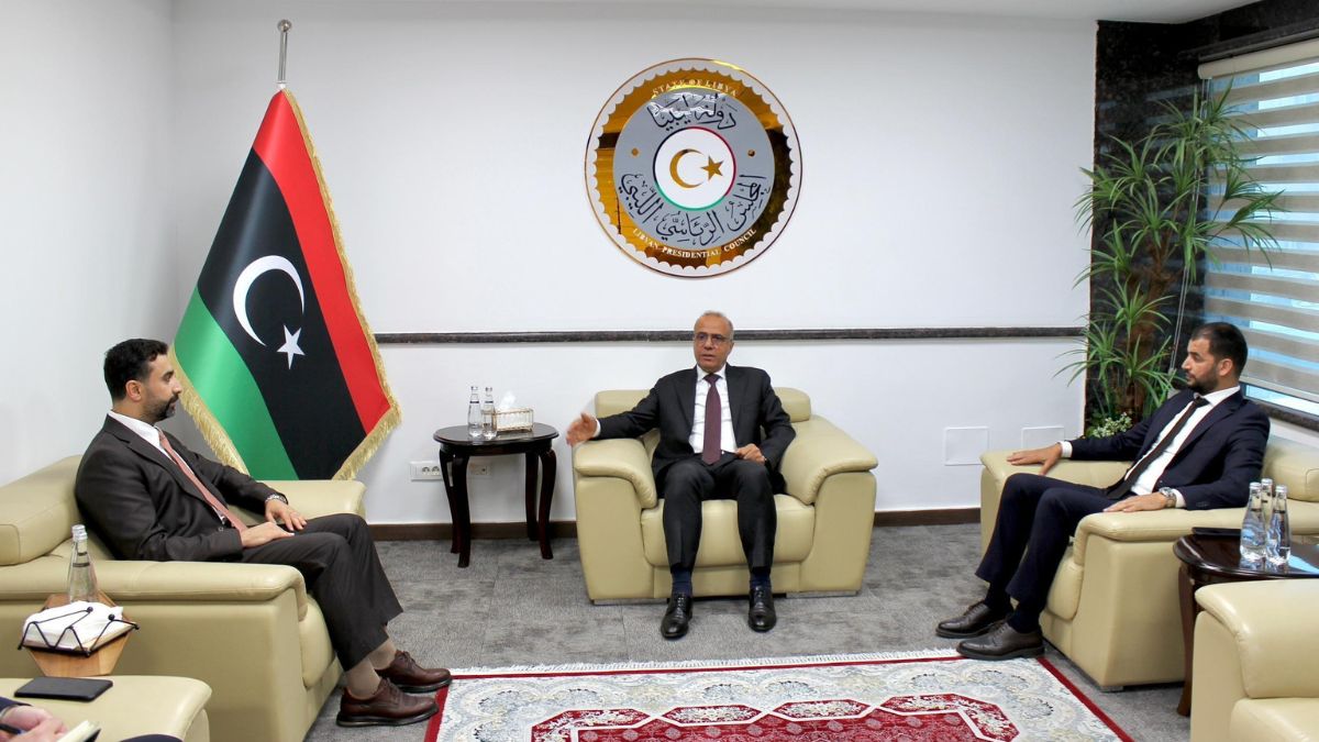 الوفد التقني السوري يلتقي عضو المجلس الرئاسي في ليبيا - 4 آب 2025 (وزارة الخارجية والمغتربين السورية)