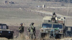 جنود وآليات عسكرية إسرائيلية في القنيطرة - 25 كانون الأول 2024 (Syria Direct/ عماد البصيري)
