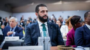 الرئيس السوري في المرحلة الانتقالية أحمد الشرع يشارك في فعاليات قمة رؤساء الدول والحكومات في مؤتمر قمة المناخ (COP30) في البرازيل - 6 تشرين الثاني 2025 (رئاسة الجمهورية العربية السورية/ إكس)