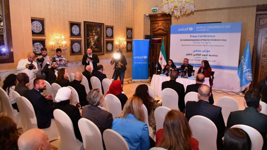 المؤتمر الصحفي لتعيين قيس الشيخ نجيب سفيرًا لليونيسف في سوريا - تشرين الثاني 2025 (سانا)