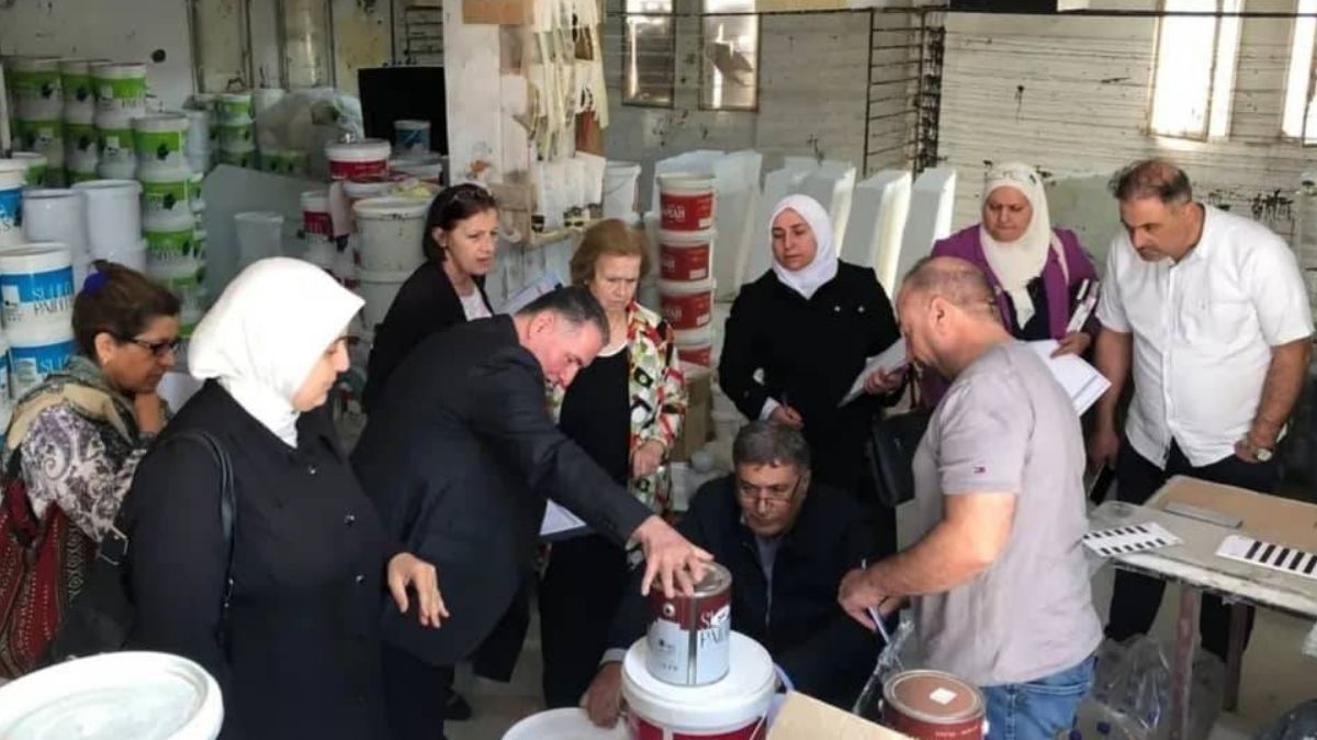 هيئة المواصفات والمقاييس العربية السورية في لجنة تحكيم جائزة أفضل منتج كيميائي سوري لعام 2025 - 10 تشرين الثاني 2025 (هيئة المواصفات والمقاييس)