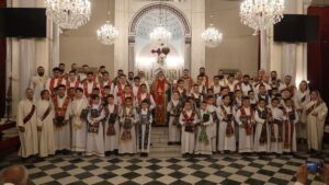 مراسم تقديم الذبيحة الإلهية على مذبح كنيسة السيدة العذراء بالقامشلي - 31 تشرين الأول 2025 (مطرانية الجزيرة والفرات للسريان الأرثوذكس/ فيسبوك)