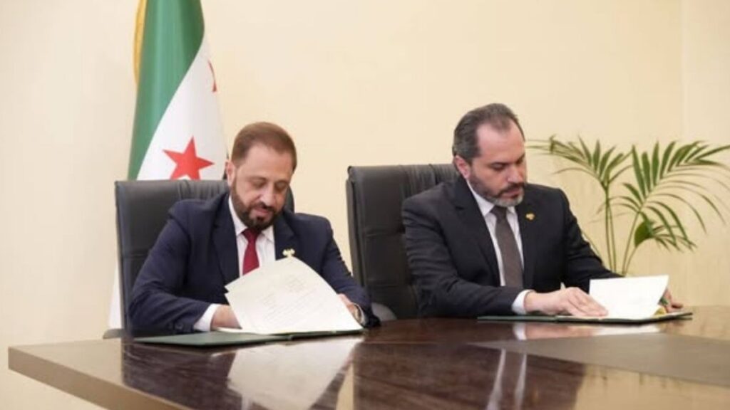 اتفاقية تعاون بين وزارة السياحة وهيئة الطيران لتأهيل كوادر للعمل بقطاع الطيران - 4 تشرين الثاني 2025 (السياحة/فيسبوك)