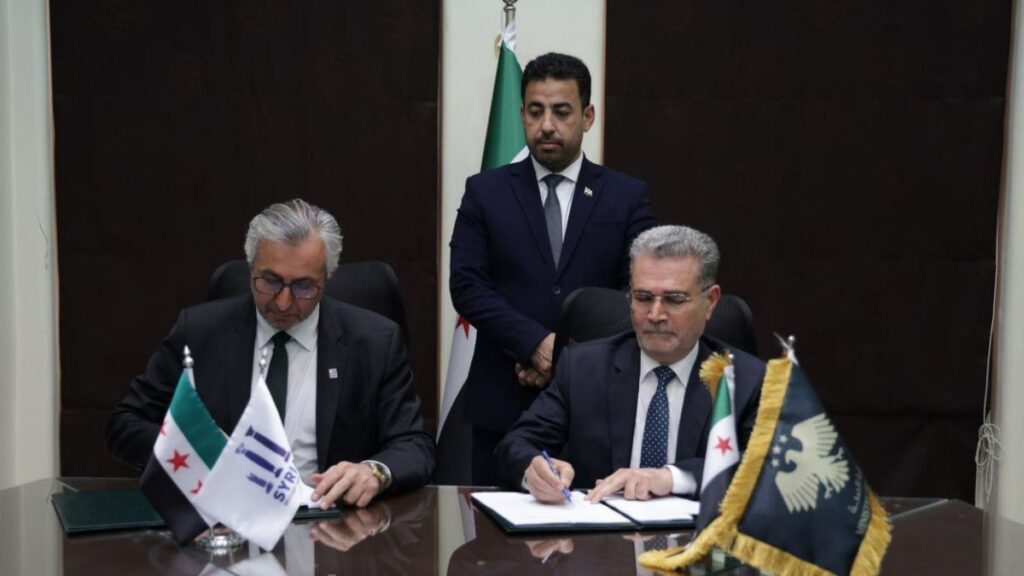 وزارة الصحة توقع اتفاقية مع صندوق الائتمان لإعادة إعمار سوريا لدعم الخدمات الصحية في ريف حلب - 13 تشرين الثاني 2025 (وزارة الصحة/تلجرام)