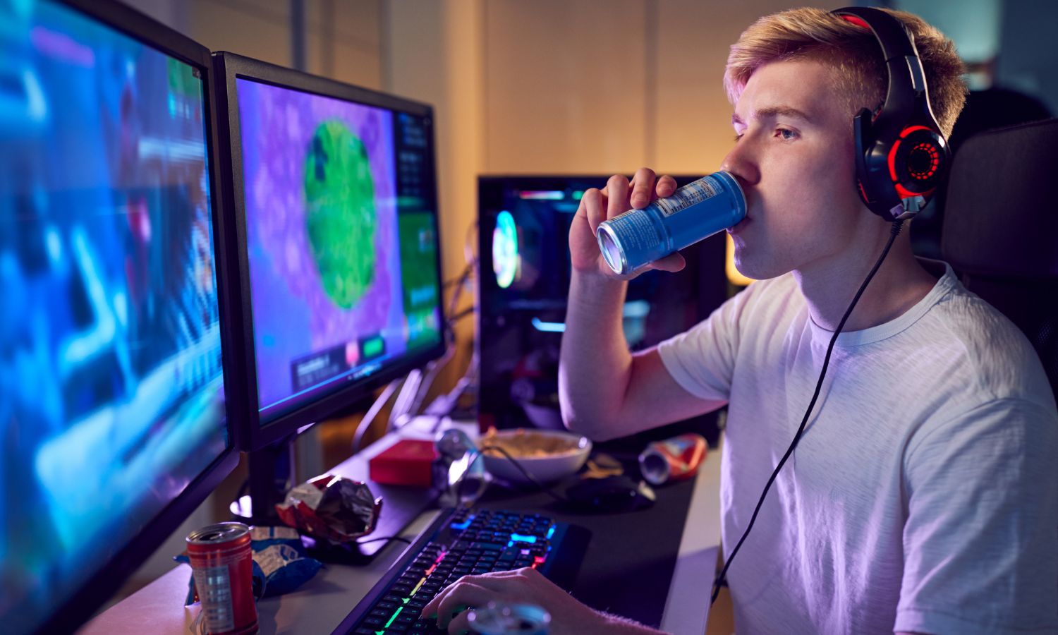 "مشروبات الطاقة".. خطر يهدد أدمغة الأطفال والمراهقين