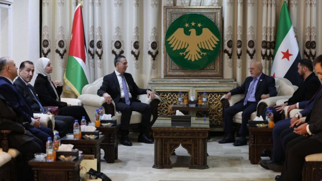 وزير الاقتصاد السوري، نضال الشعار، يناقش نظيره الأردني يعرب القضاة، الملفات الاقتصادية المشتركة بين البلدين - 24 تشرين الثاني (وزارة الاقتصاد والصناعة)