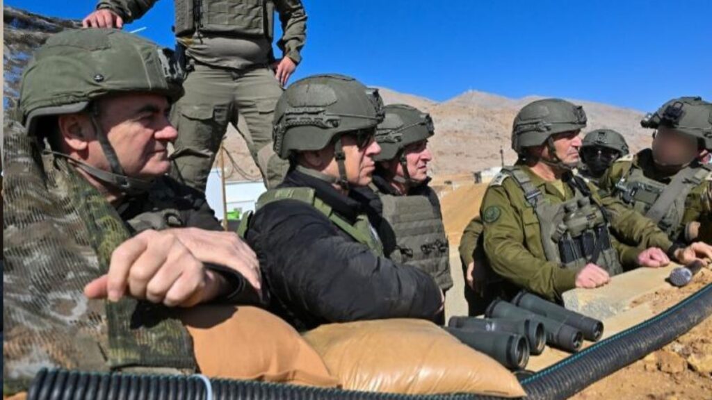 رئيس الوزراء الإسرائيلي بينيامين نتنياهو يقوم بجولة في جنوب سوريا - 19 تشرين الثاني 2025 ( بينيامين نتنياهو/ إكس)