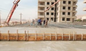 من تنفيذ الهيكل الإنشائي لتجمع مشروع واحة المهندسين في جديدة عرطوز - 13 تشرين الثاني 2025 (وزارة الأشغال العامة والإسكان)
