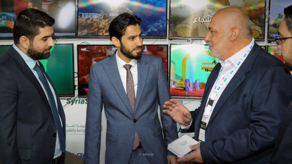 الهيئة العامة للإذاعة والتلفزيون تعرض مشروعها "SyriaSAT" في جناحها بمعرض Hi-Tech لتكنولوجيا المعلومات والاتصالات - 20 تشرين الثاني 2025 (سانا)