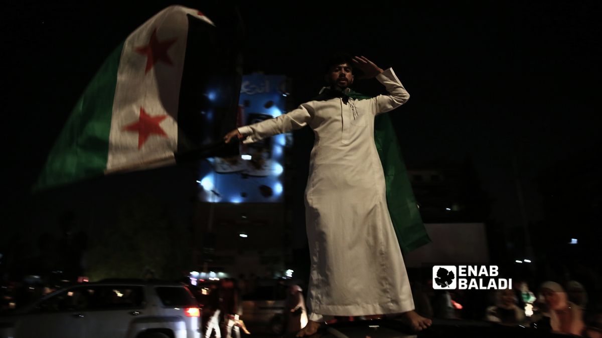 احتفالات ليلية في دمشق بالذكرى الأولى لسقوط نظام الأسد – 8 كانون الأول 2025 (عنب بلدي/نور حمزة)