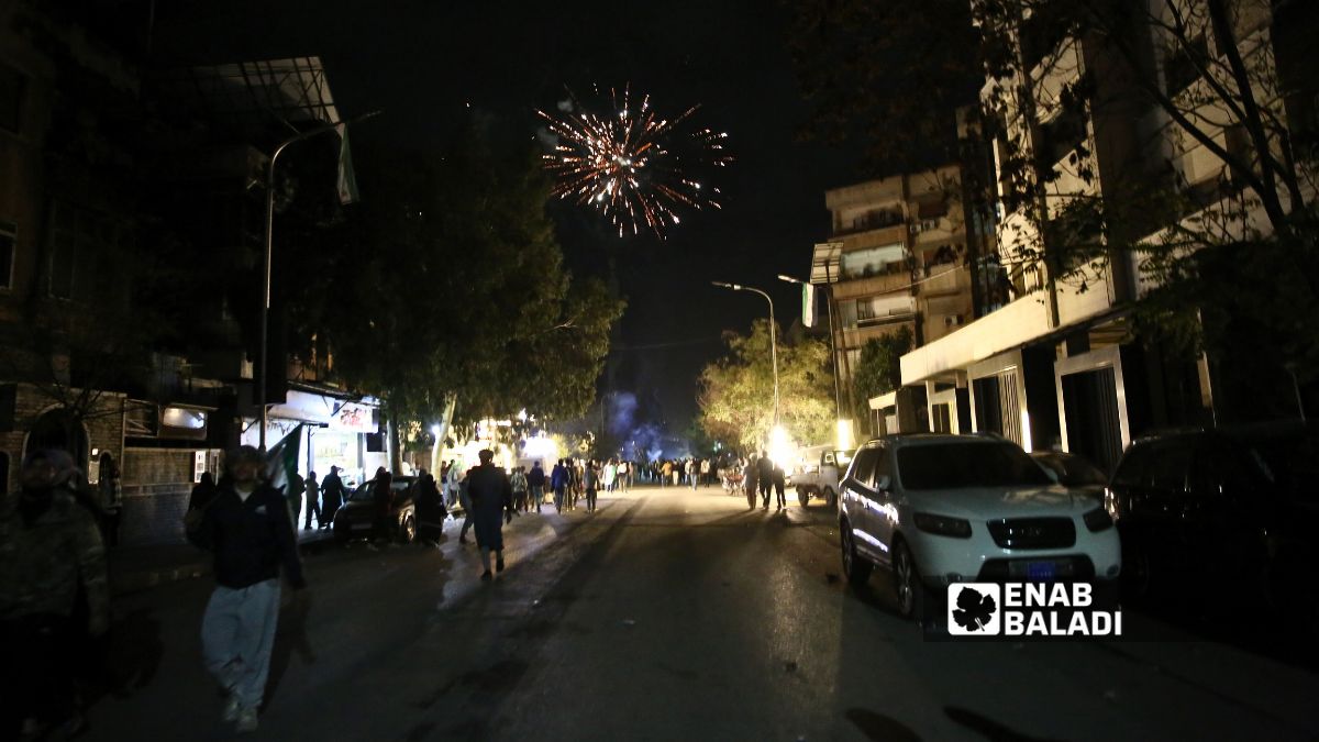 احتفالات ليلية في دمشق بالذكرى الأولى لسقوط نظام الأسد – 8 كانون الأول 2025 (عنب بلدي/نور حمزة)