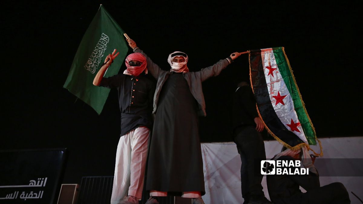 مظاهر فرح ليلية في دمشق مع إحياء الذكرى الأولى للتحرير – 8 كانون الأول 2025 (عنب بلدي/نور حمزة)