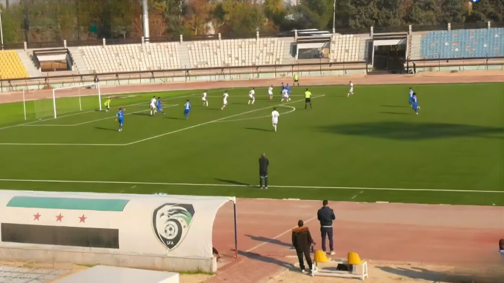 الشوط الثاني من مباراة الشرطة وحطين ضمن المرحلة الأولى من الدوري السوري الممتاز - 18 كانون الأول 2025 (نادي حطين/ فيسبوك)