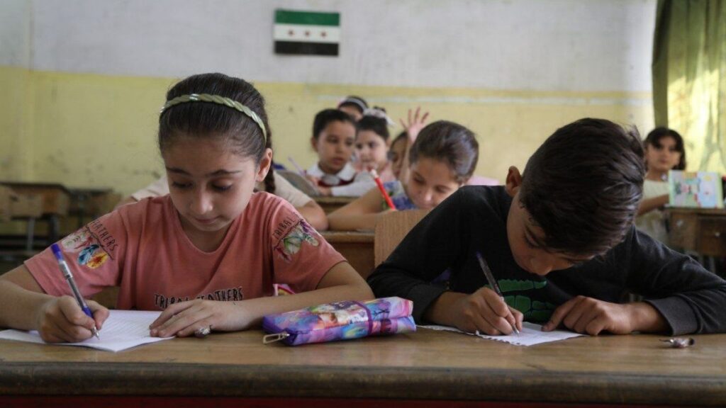 طلاب في المرحلة الابتدائية مع بدء العام الدراسي الجديد في سوريا - 21 أيلول 2025 (وزارة التربية/تلجرام)