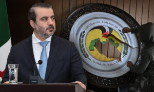 تلعب الأمانة العامة للشؤون السياسية أدوا اًرً تخرج عن مهمة وزارة الخارجية الأساسية (عنب بلدي)