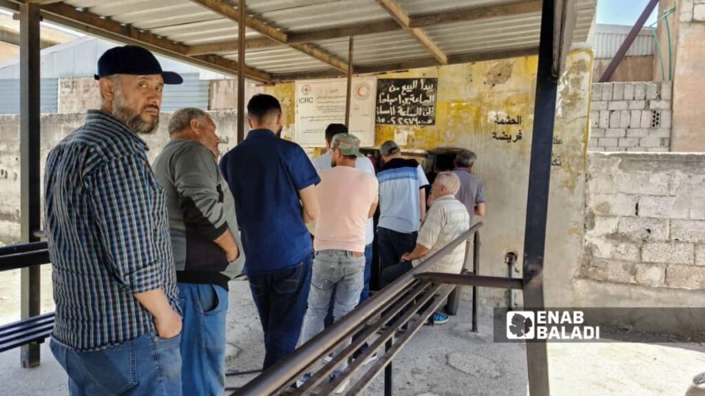 من أمام أحد الأفران في فرن في مدينة درعا - 1 حزيران 2025 (عنب بلدي/ محجوب الحشيش)