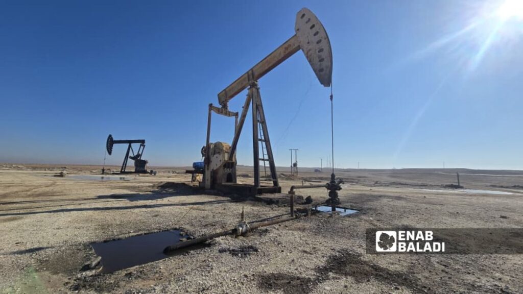 تجمع حقول تشرين النفطية بريف محافظة الحسكة شرقي سوريا - 21 كانون الثاني 2025 (عنب بلدي/ مروان المضحي)