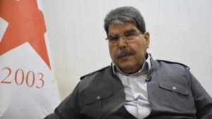 السياسي وعضو الهيئة الرئاسية لحزب الاتحاد الديمقراطي صالح مسلم  
(وكالة هاوار)