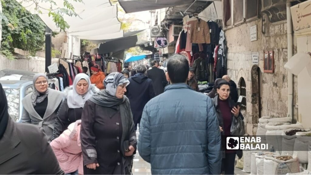 أحد الأسواق التجارية وسط مدينة دمشق ـ 28 آذار 2026 (عنب بلدي)