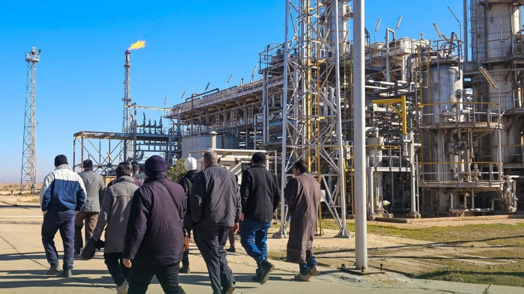 الشركة السورية للبترول تتسلم حقل الجبسة في ريف الحسكة - 21 كانون الثاني 2026 (إدارة النفط والثروة المعدنية/فيسبوك)