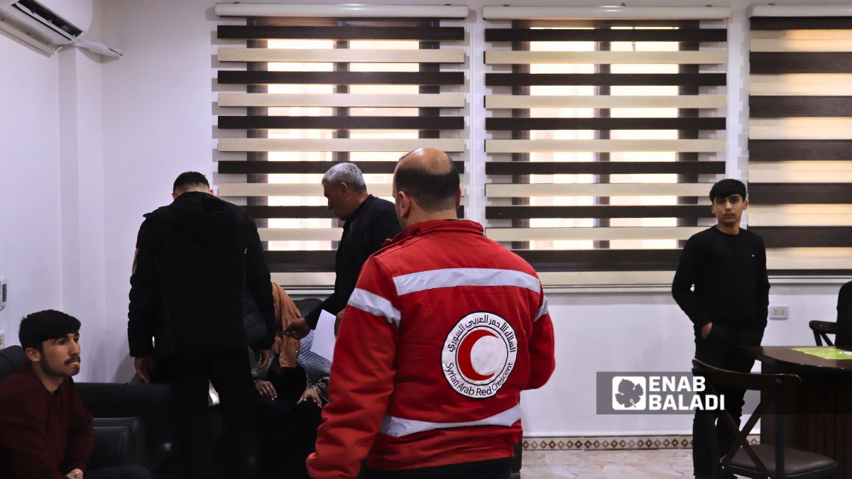 يسهم ذلك في تسهيل تسجيل الأبناء في المدارس والوظائف والمعاملات المدنية - 20 نيسان 2026 (عنب بلدي/ أحمد الحمدي)