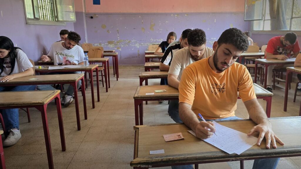 التربية السورية تجري امتحانات المواد المتممة للشهادة الثانوية العامة والمهنية - 26 أيلول 2025 (سانا)