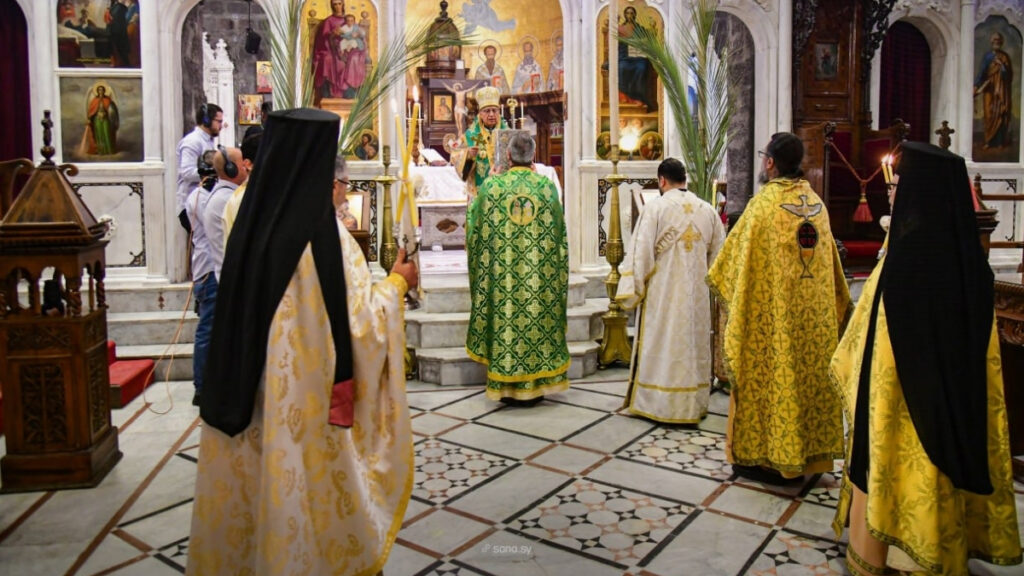 الطوائف المسيحية تقيم الصلوات والقداديس بأحد الشعانين بكاتدرائية سيدة النياح للروم الملكيين الكاثوليك في دمشق - 29 آذار 2026 (سانا)