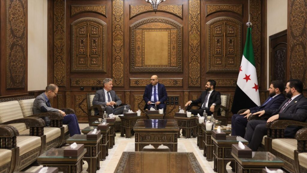 وزارة الداخلية السورية تبحث التعاون الأمني مع بعثة الاتحاد الأوروبي إلى سوريا ـ 21 نيسان 2026 (وزارة الداخلية)