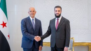 الرئيس السوري أحمد الشرع والمبعوث الأمريكي الخاص إلى سوريا توم براك - 16 أيار 2026 (وزارة الخارجية السورية)