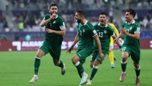 
لاعبو المنتخب السوري يحتفلون بتسجيل هدف في شباك المنتخب القطري ببطولة كأس العرب - 4 كانون الأول 2025 (الاتحاد السوري لكرة القدم)