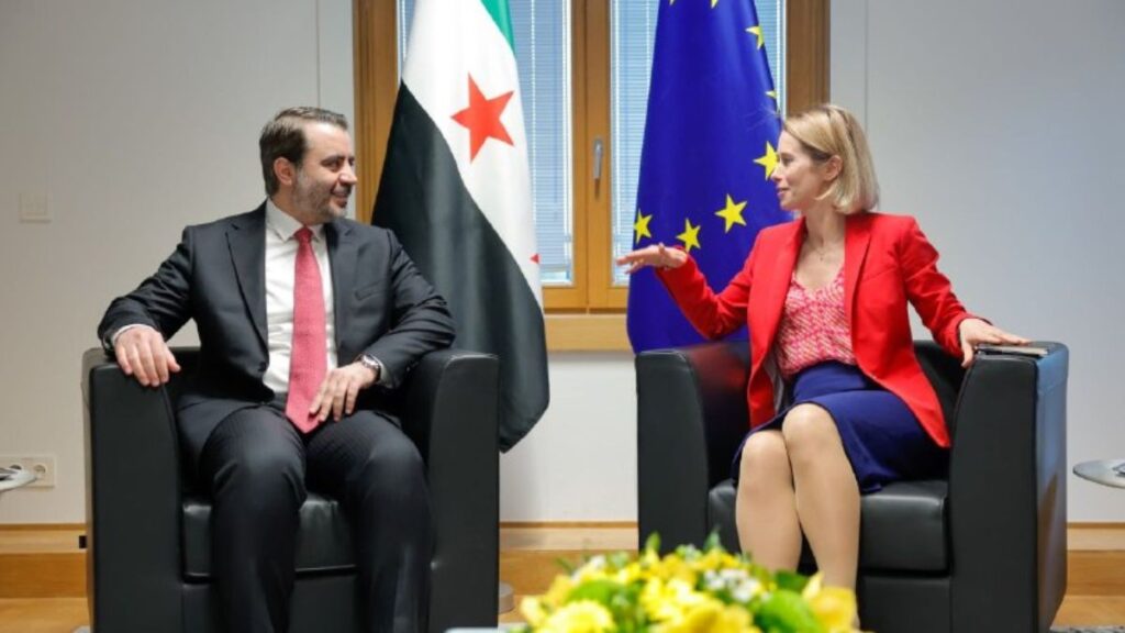 من اجتماع وزير الخارجية السوري أسعد الشيباني مع منسقة الشؤون الخارجية في الاتحاد الأوروبي كايا كالاس على هامش أعمال الحوار السوري الأوروبي في بروكسل ـ 11 أيار 2026 (وزارة الخارجية السورية)
