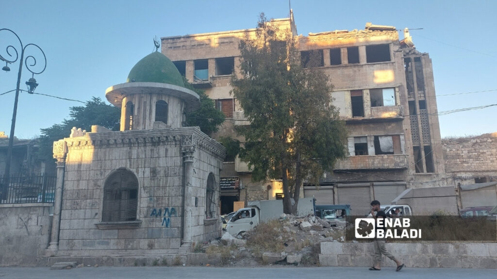 ضريح يتوسط حي الكلاسة في مدينة حلب - 3 حزيران 2026 (عنب بلدي)