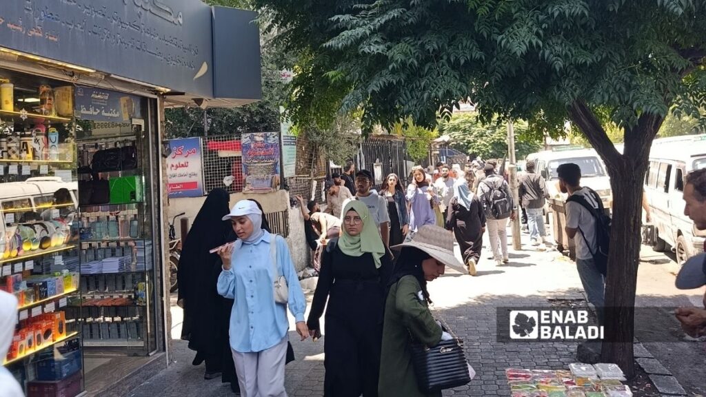 حركة أحد الأسواق في مدينة دمشق - 24 تموز 2026 (عنب بلدي/ أمير حقوق)
