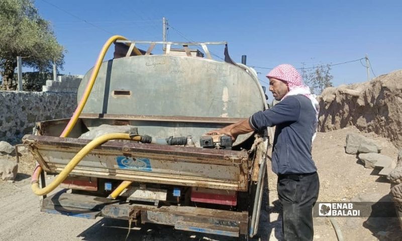 صهريج جوال يبيع مياه الشرب في درعا - 29 آب 2026 (عنب بلدي/ محجوب الحشيش)
