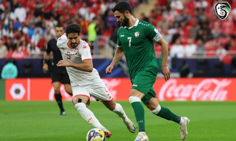 مباراة بين المنتخب السوري للرجال بكرة القدم ونظيره التونسي في الجولة الأولى من دور المجموعات لبطولة كأس العرب - 1 كانون الأول 2025 (الاتحاد العربي السوري لكرة القدم)