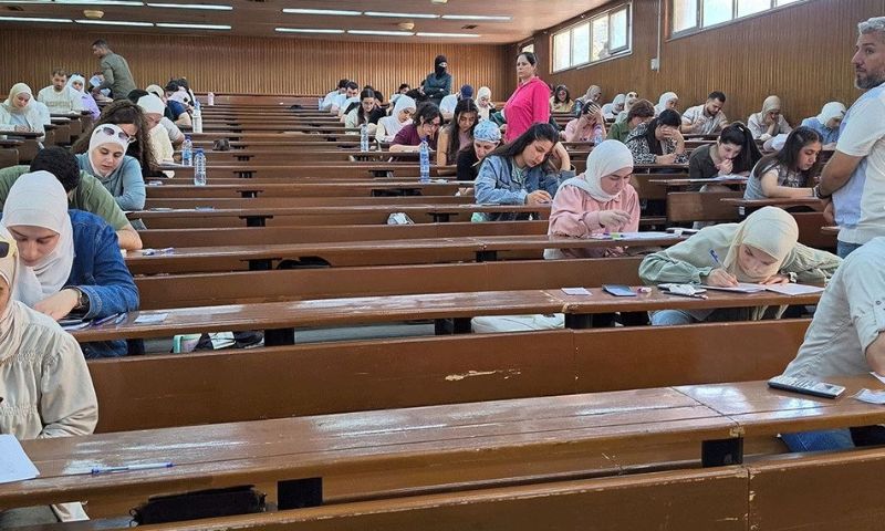 طلاب يتقدمون للامتحانات في جامعة دمشق - 27 تموز 2026 (جامعة دمشق)