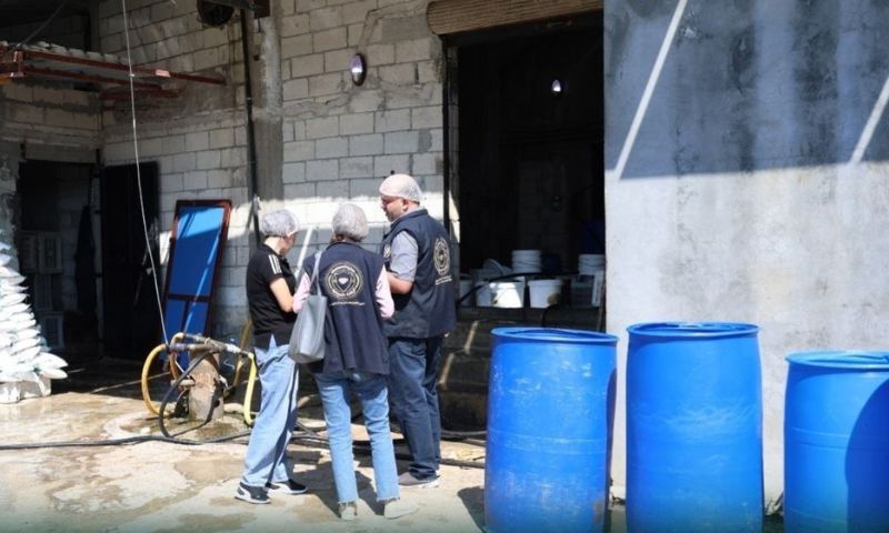جولة لشعبة التجارة الداخلية وحماية المستهلك في مصياف بريف حماة و إغلاق معامل مخالفة - 13 آب 2026 ( حماية المستهلك)