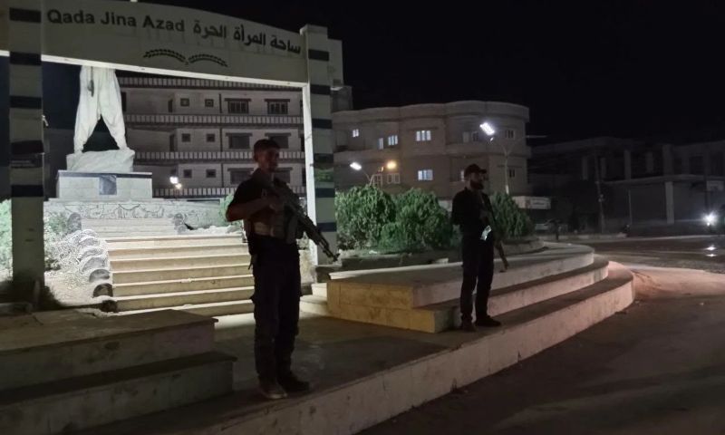 عناصر الأمن الداخلي تنتشر في مدينة عين العرب كوباني شمال شرقي حلب عقب توترات - 12 أيلول 2026 (مراسل الأمن في حلب)